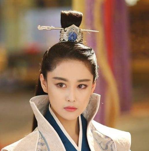 古装剧里的女扮男装张柏芝刘诗诗张馨予谁最英俊潇洒