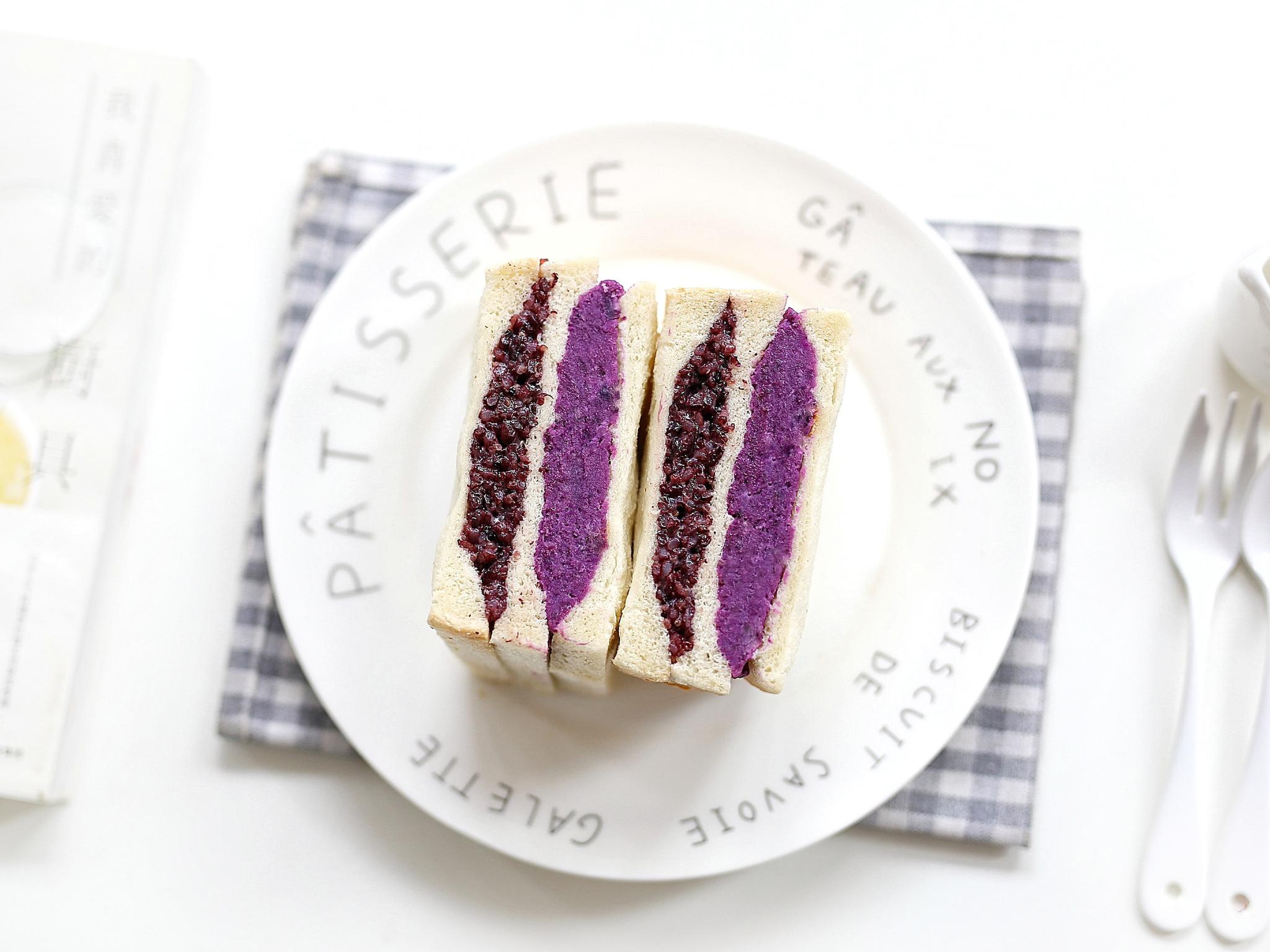 【奶香紫薯紫米三明治】