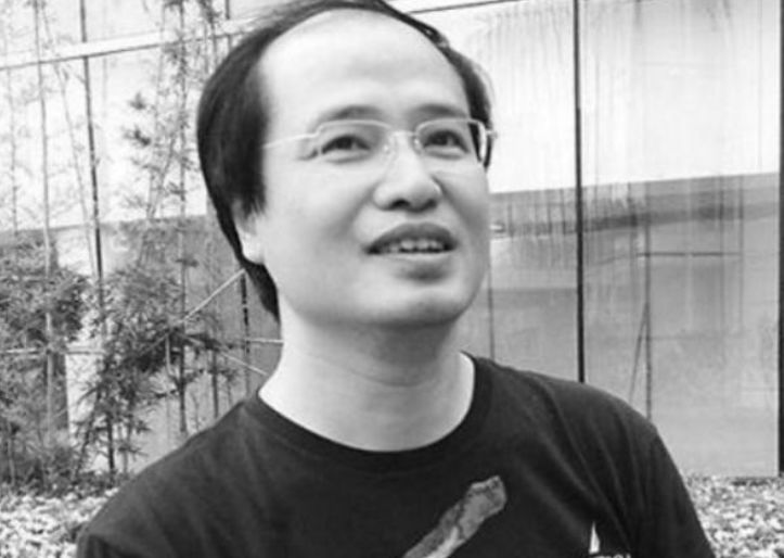 55岁的于文华,老公被隐藏20年如今曝光,原来丈夫是位名人|于文华|李年