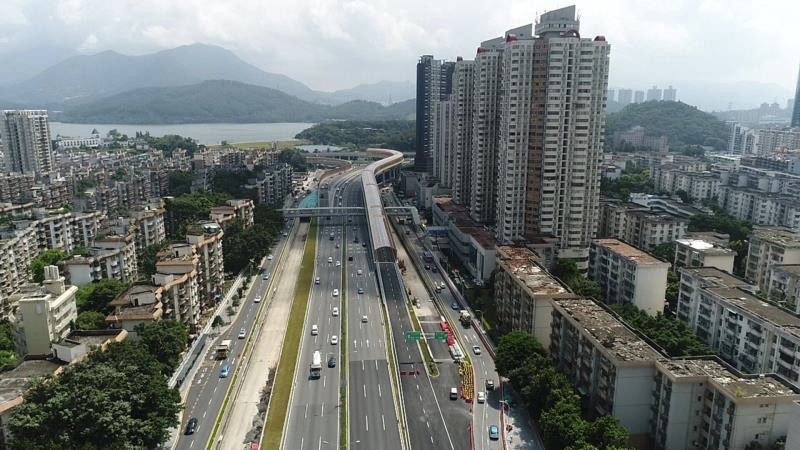 东湖立交工程c匝道,布心路东行主道路等道路26日凌晨通车