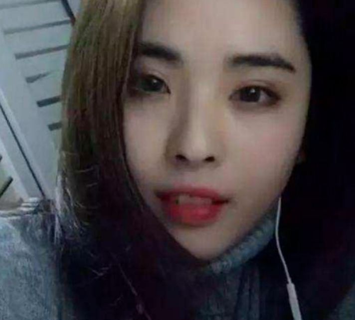 陈凯师也是非常的敬业的演员了,这么高的颜值,竟然可以为了角色,牺牲