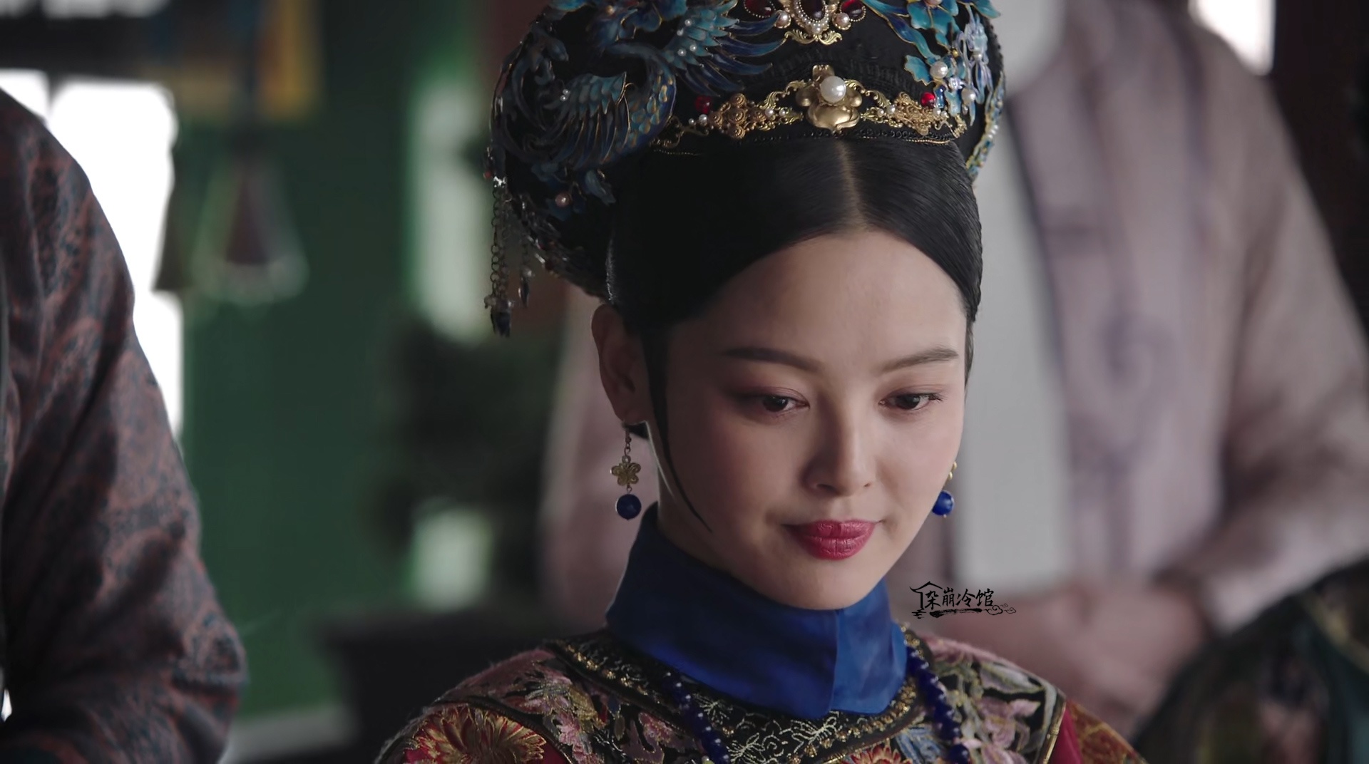 如懿传|新皇登基后的请安大会:各宫嫔妃的钿子,金饰珍珠点翠__财经