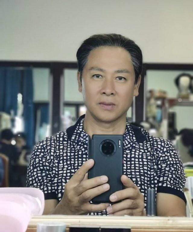 高亚麟曝炊事班的故事自己本应饰演老高因足底按摩痛失角色