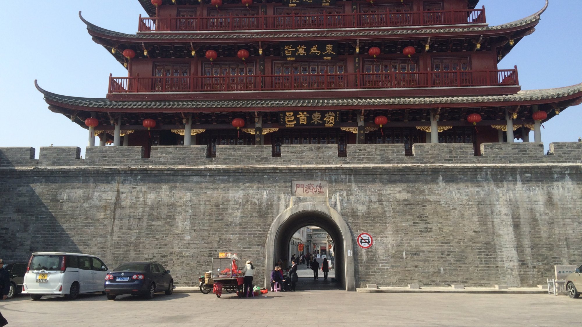 广东潮州这条街,全长1943米,外地游客:没点文化都看不懂