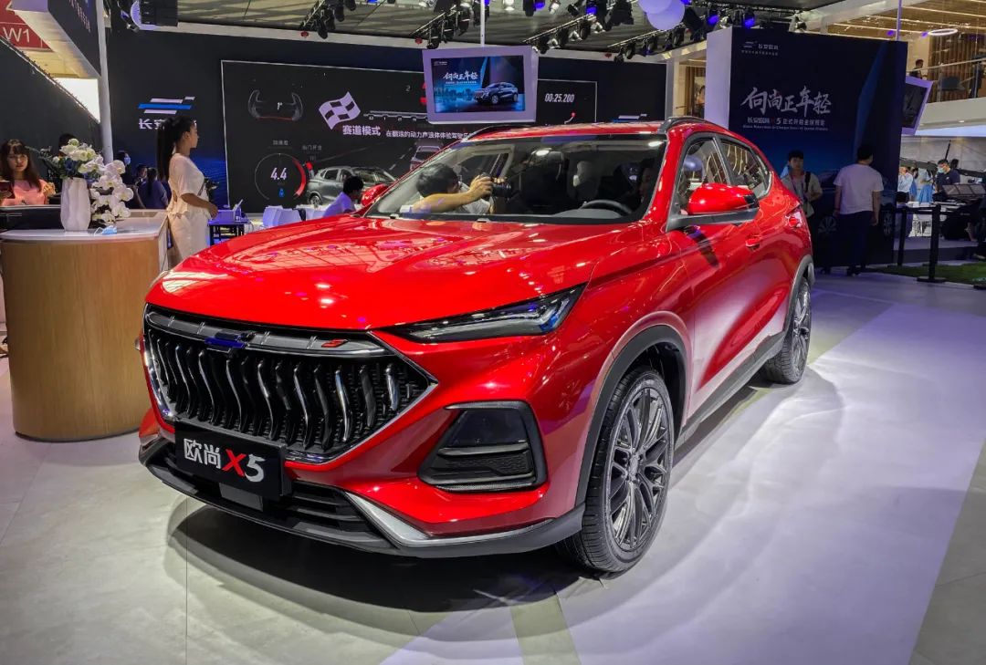 300牛米180匹马力,长安欧尚x5开启预定,又是爆款车型?