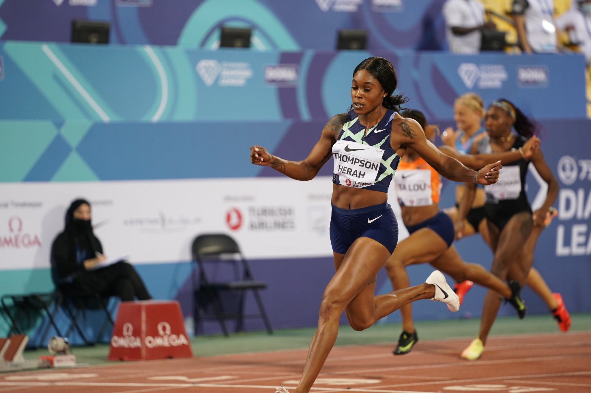 甩世锦赛亚军0.34秒!牙买加短跑女王赢第六冠 奥运力争卫冕双金