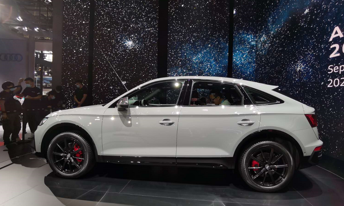 北京车展奥迪q5l轿跑版全球首秀etron家族再出新贵