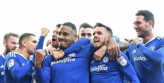 英冠提醒:雷丁队捍卫榜首,加的夫城队取胜艰难?