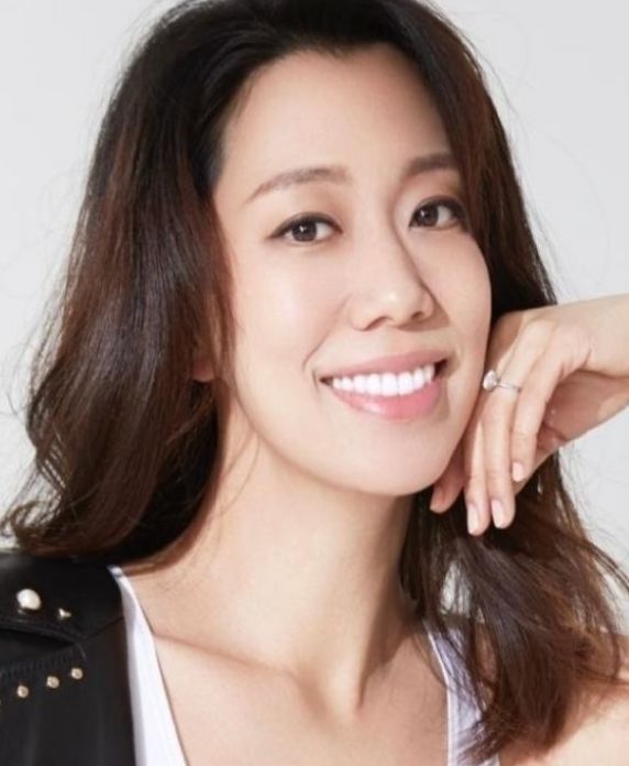 吴辰君|长相|成龙_新浪新闻