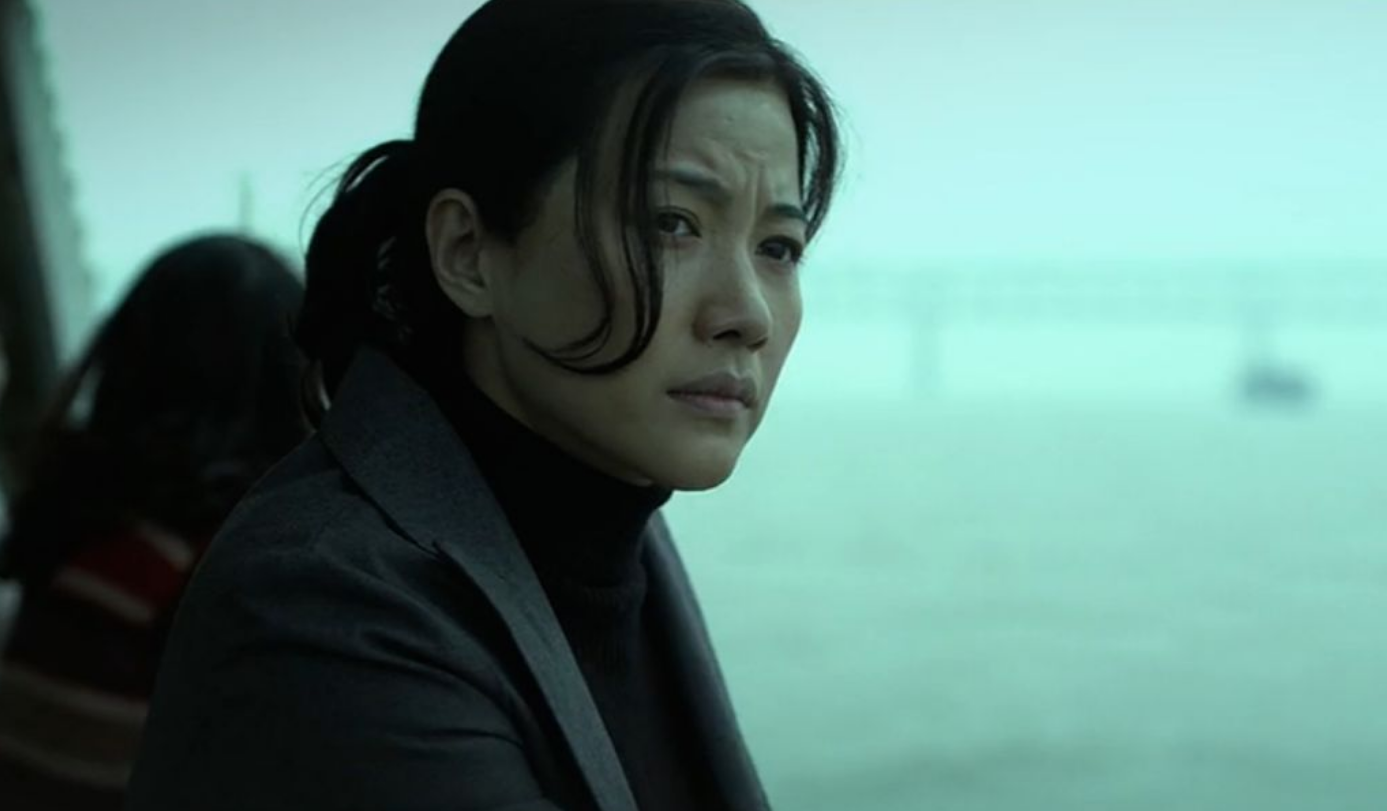 8年后重温《万箭穿心》,深觉:人到中年,女人比男人更坚强