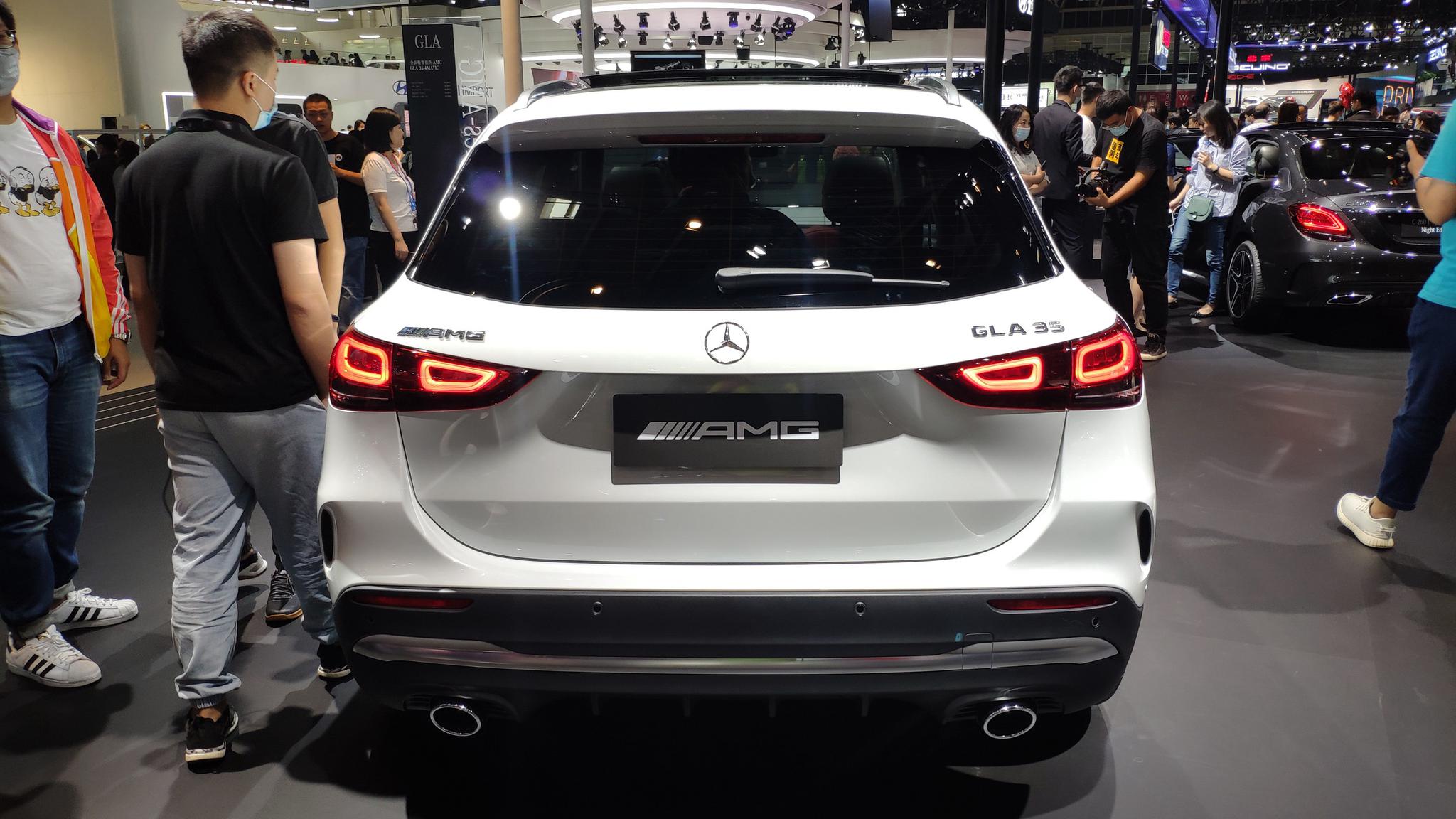 2020年北京车展:梅赛德斯-amg gla 35实车