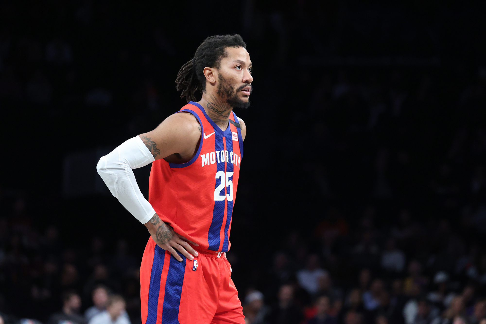 美媒列三大目标,改变角色定位,助活塞取双赢!