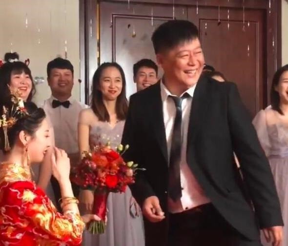 乡村爱情谢永强结婚排场太大谢广坤是证婚人