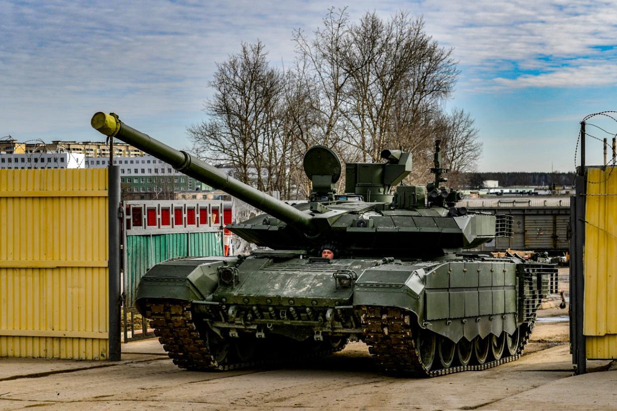 最新版本t-90主战坦克有多强?作战性能仅次于阿玛塔!