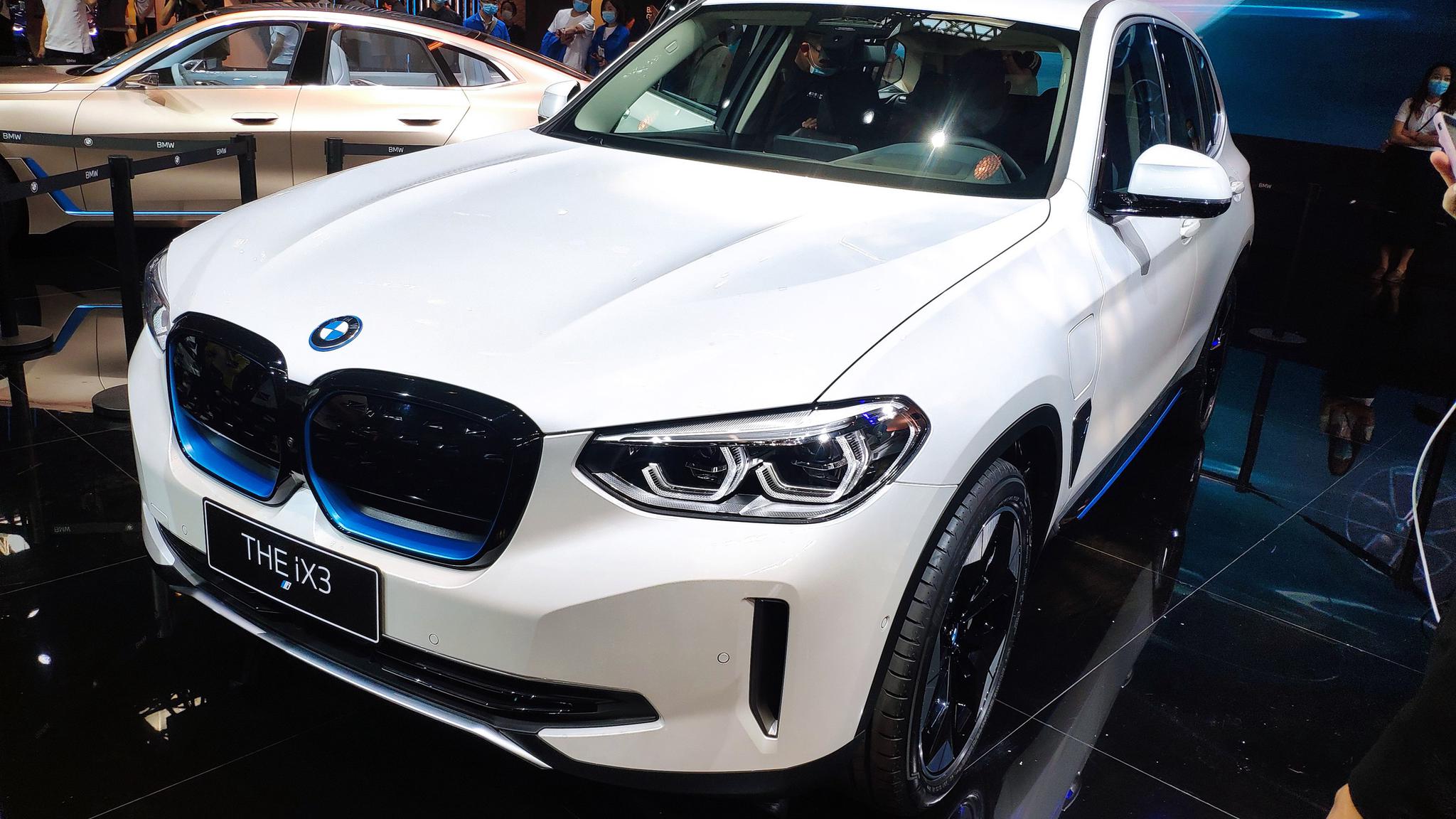 2020年北京车展:华晨宝马ix3实车