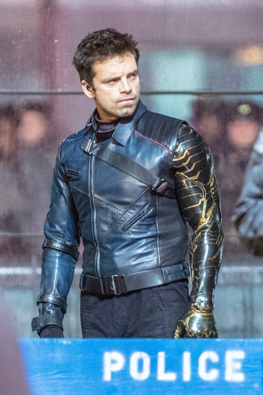 漫威限定剧猎鹰与冬兵正式复工38岁冬兵巴基帅气登场