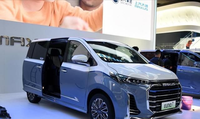 又一国产王牌mpv亮相预售29万双侧滑门续航600公里真帅气