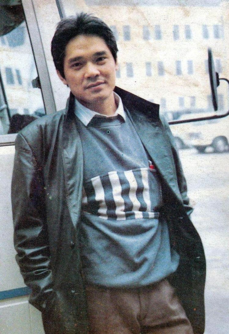 80年代第一个演员个体户以土匪钻山豹出名一代偶像申军谊