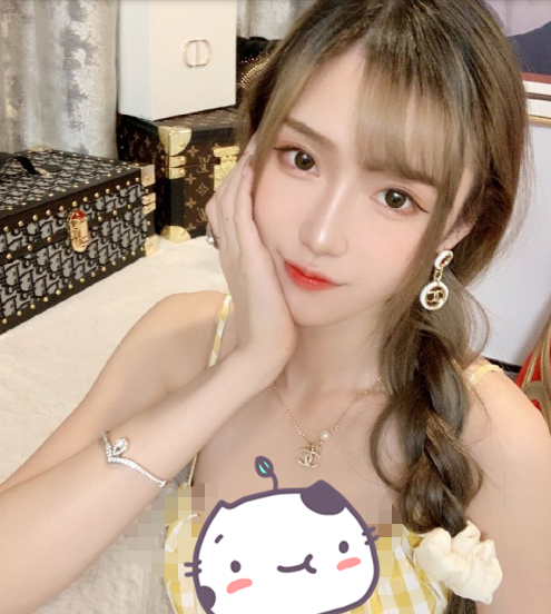 斗鱼|麻花辫|裙子_新浪新闻