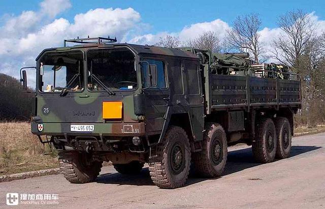 现代军用卡车标准奠定者,曼恩hx系列越野重卡,性能真是强悍-新浪汽车