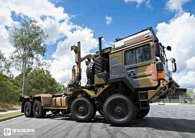 现代军用卡车标准奠定者,曼恩hx系列越野重卡,性能真是强悍-新浪汽车