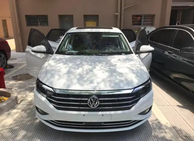 店内实拍2020款大众速腾车长4753mm售1289万起