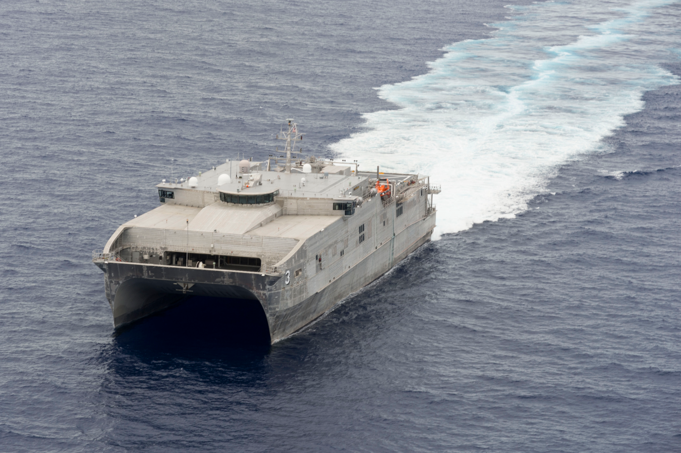 以运输为重要军事任务,先锋级联合高速船性能独特,具有非凡意义