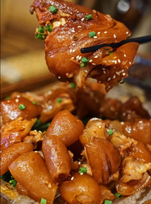 老师傅教你卤牛蹄秘制香料配方都告诉你学会就可以开店