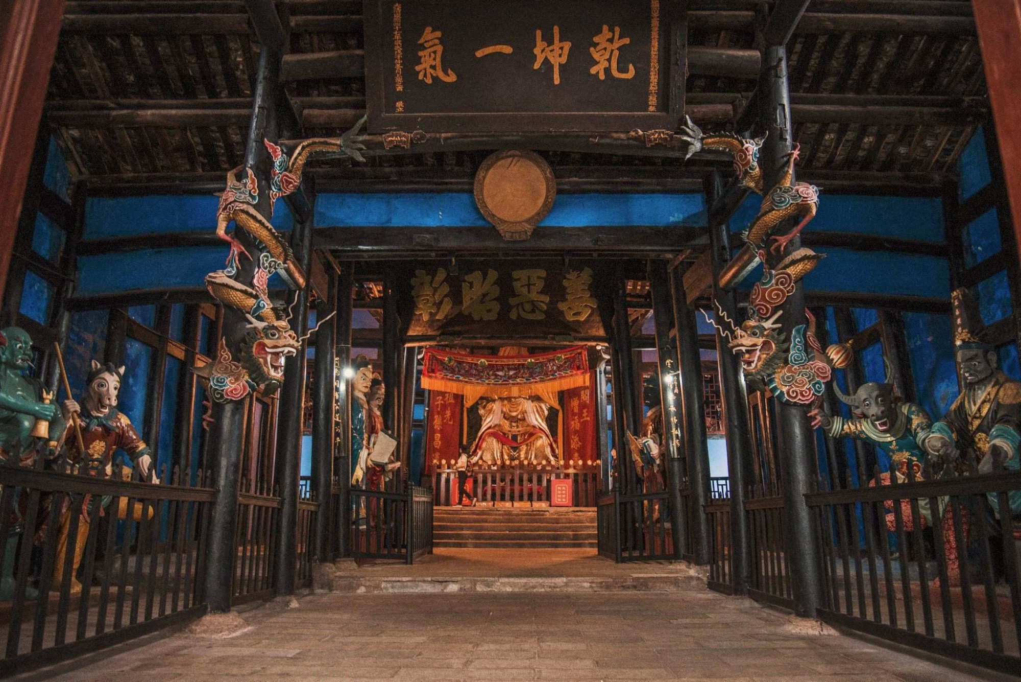 轰动一时的"浙江鬼村案": 76位村民离奇死亡, 一场大火烧出真凶