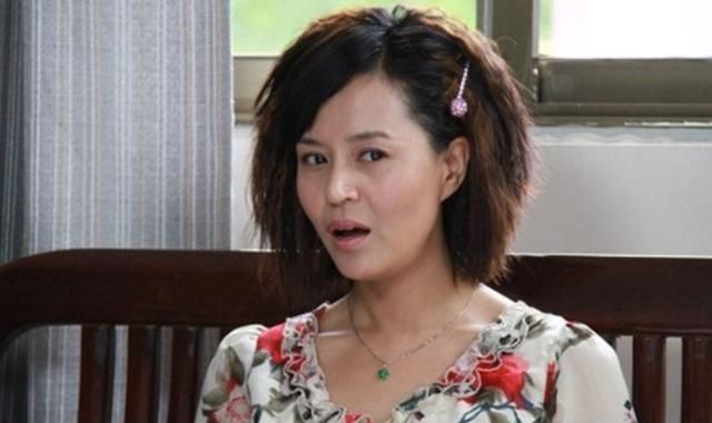 "辣媳妇"于莉红:爆红东北,拒与赵本山合作,丈夫是熟悉的他