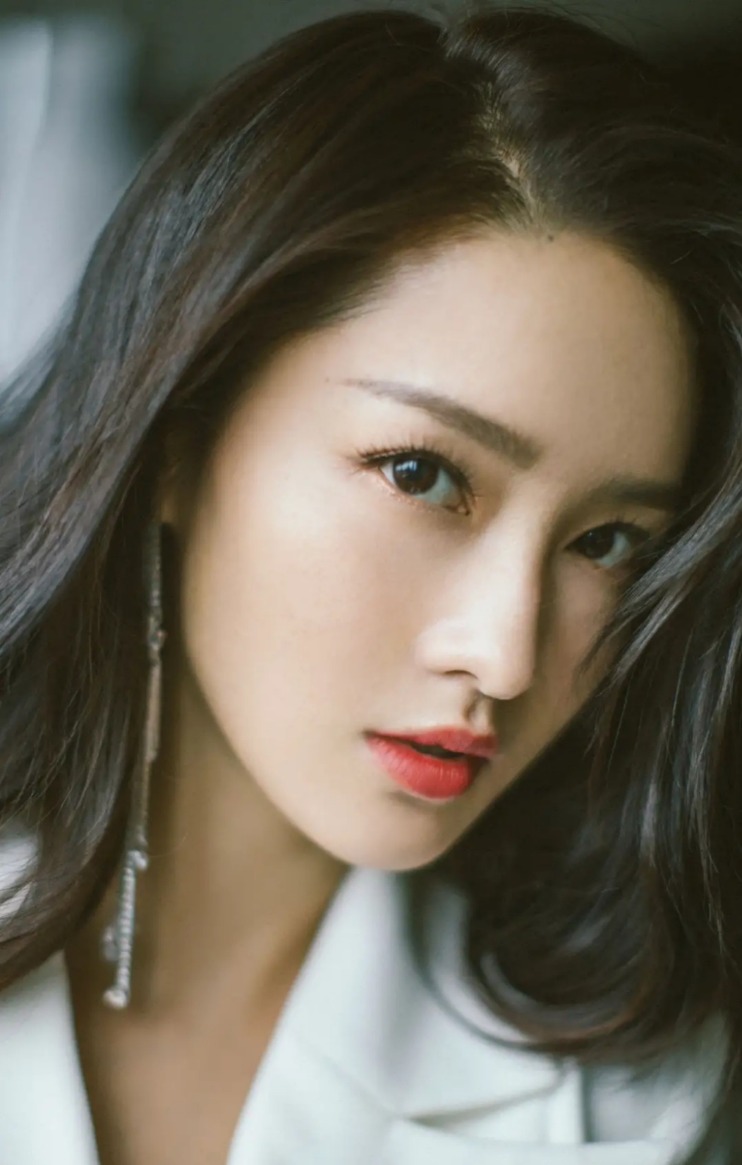 影视女星李沁写真集:靓丽甜美,青春可爱!