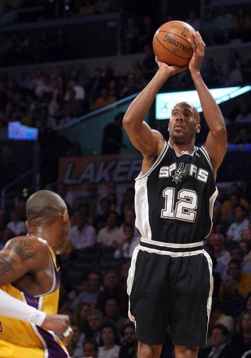 最恐怖的脚踝终结者,布鲁斯鲍文