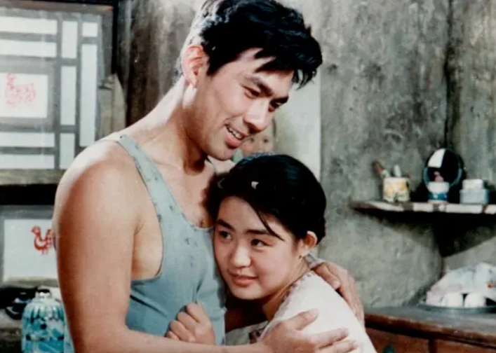 朱时茂讲河南方言笑话状态年轻不似66岁儿子被评颜值不如爹