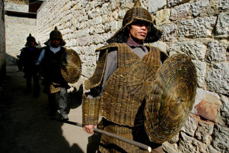 诸葛亮火烧藤甲军只是罗贯中脑洞明朝水军那就是件救生衣