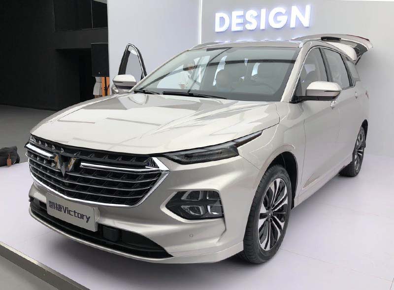 五菱凯捷预售898万起外观时尚大胆内部三排6座布局