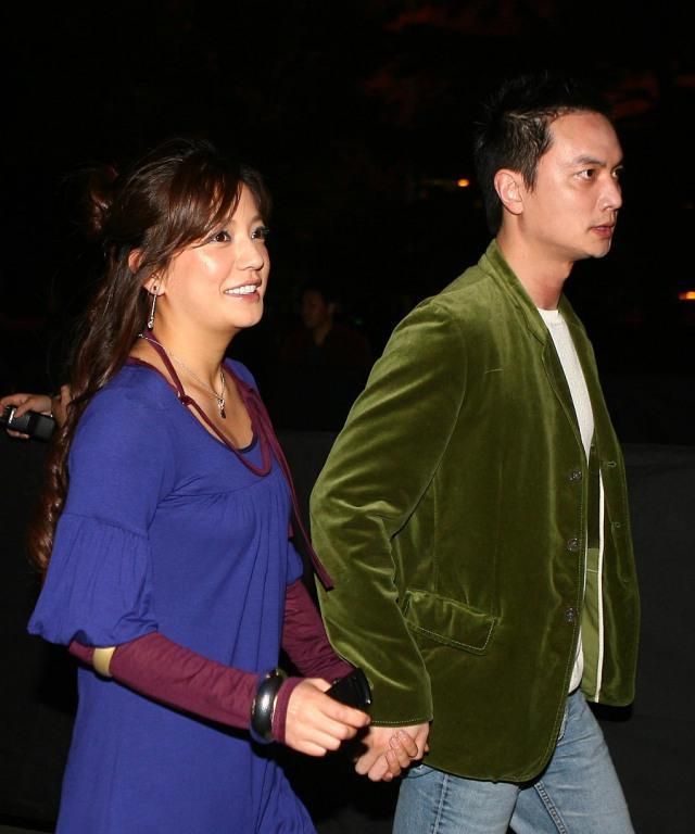被曝与富二代同居零回应,红了20年还是顶流,赵薇凭什么?