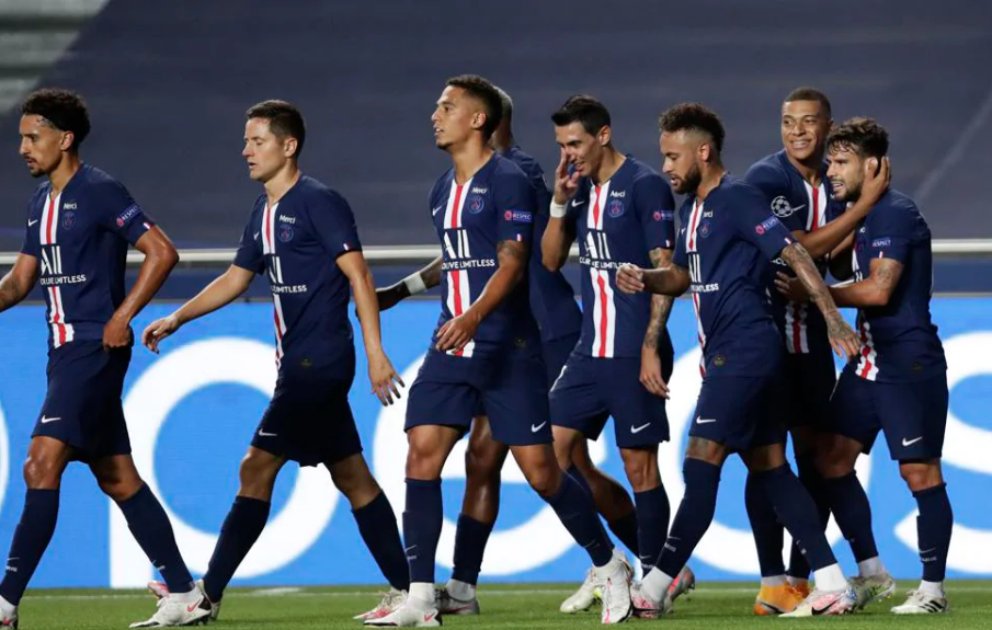 突破!史上第一次!大巴黎杀入欧冠决赛,8亿豪门周日将冲五冠王