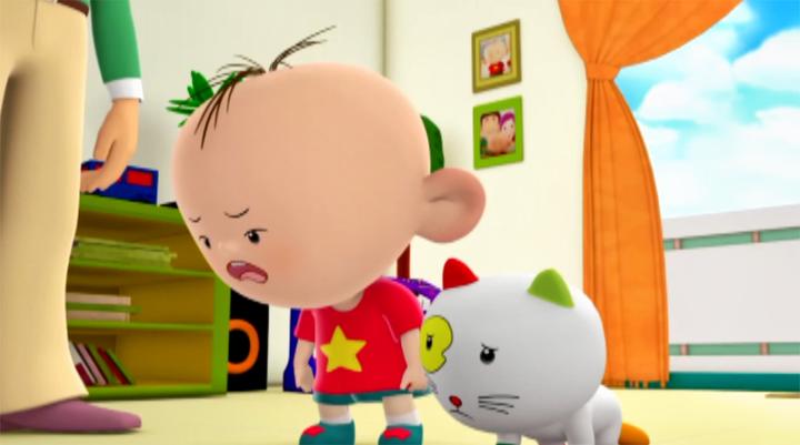 大耳朵图图:小怪虽然是猫,它智力一直不差的,和涂涂比赛很轻松