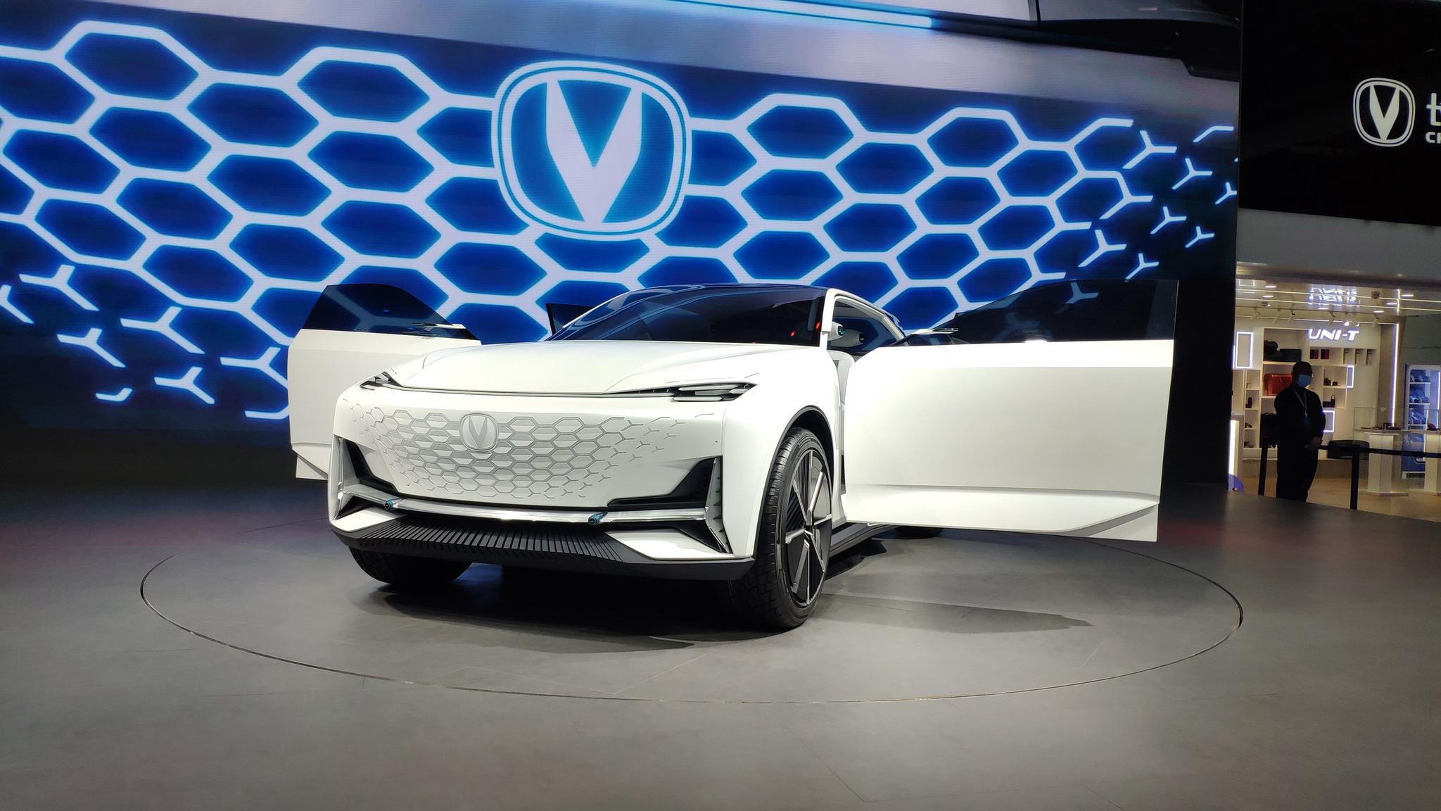 2020年北京车展:长安vision-v概念车