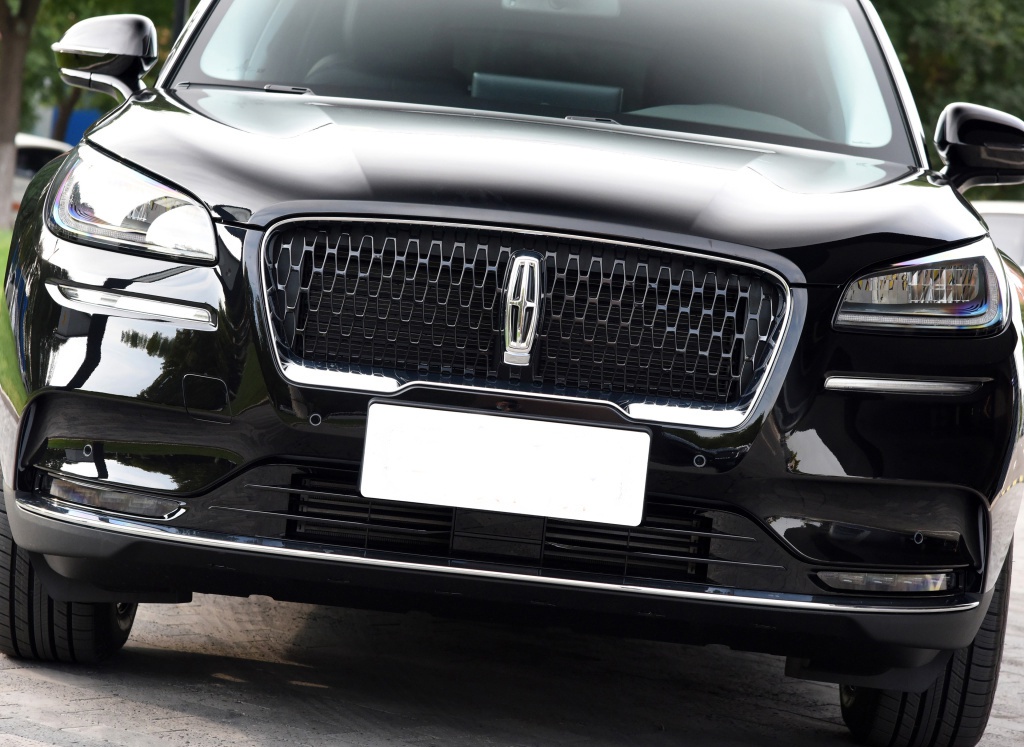 58万的林肯冒险家黑骑士版,太酷了-新浪汽车