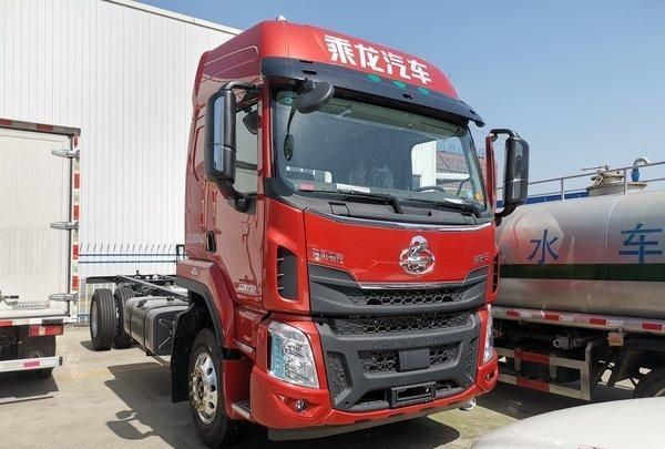 高顶双卧平地板,6.8米柳汽乘龙h5载货车图解