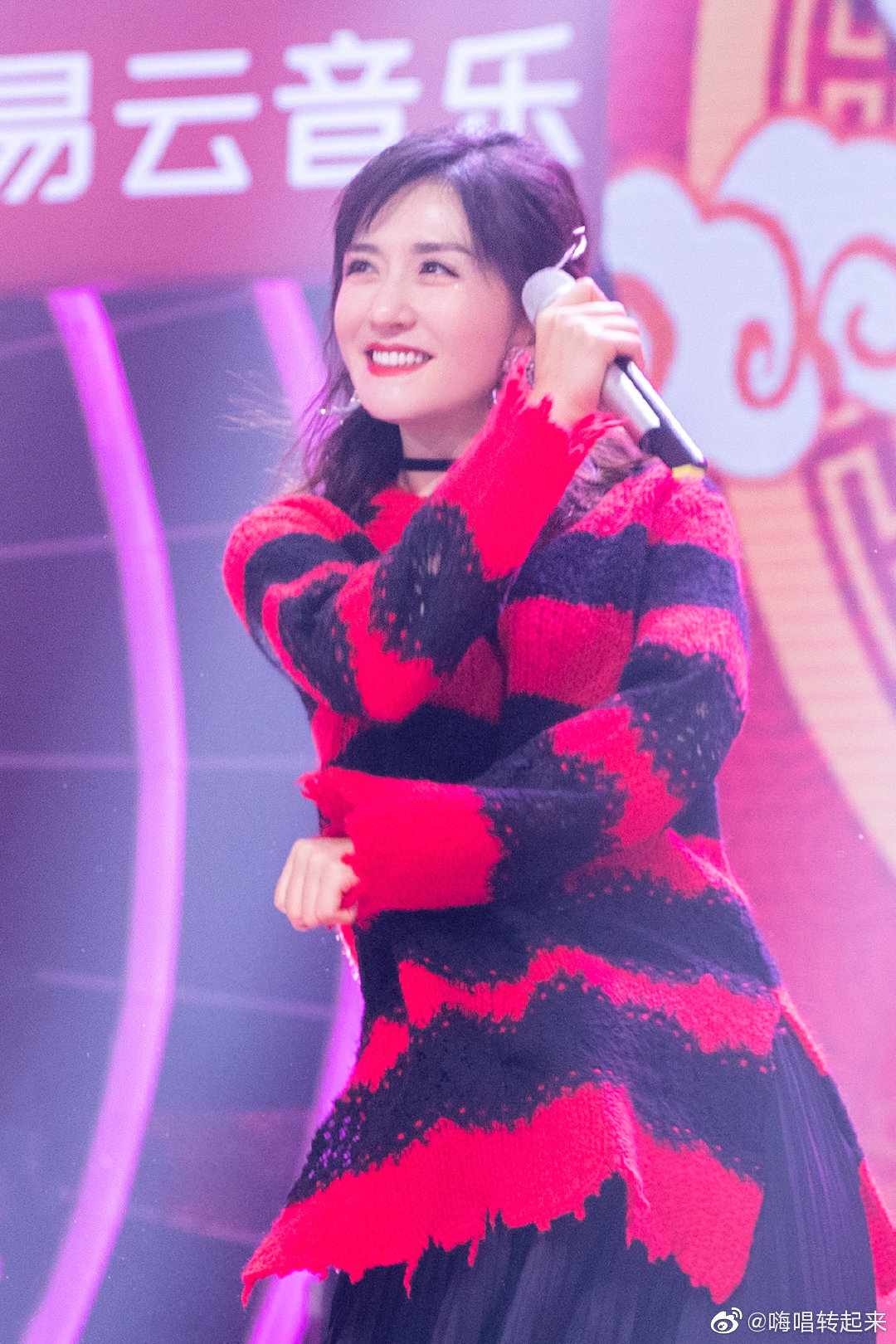 《嗨唱转起来》宣传片发布,谢娜燃炸舞台