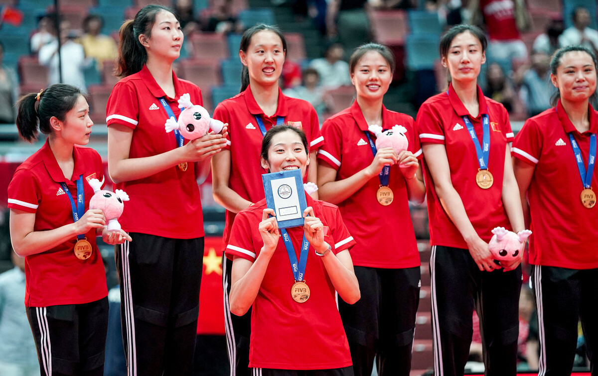 中国女排七仙女!其中五人能够在欧美豪门俱乐部打主力,她俩不行!