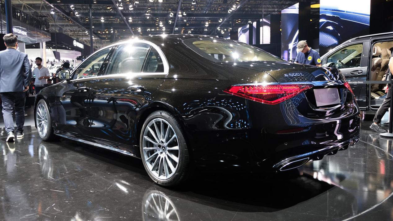 2020北京车展新车丨奔驰全新一代s级国内亮相前卫还是典雅