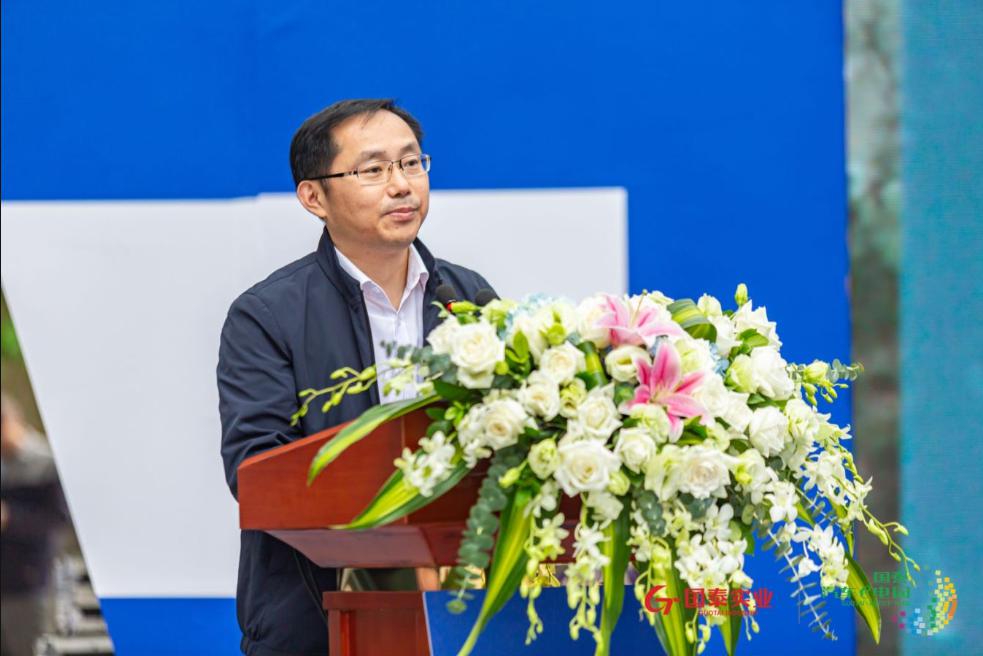 随后,中国汽车流通协会王宏昌秘书长也就后疫情时代中国汽车产业的