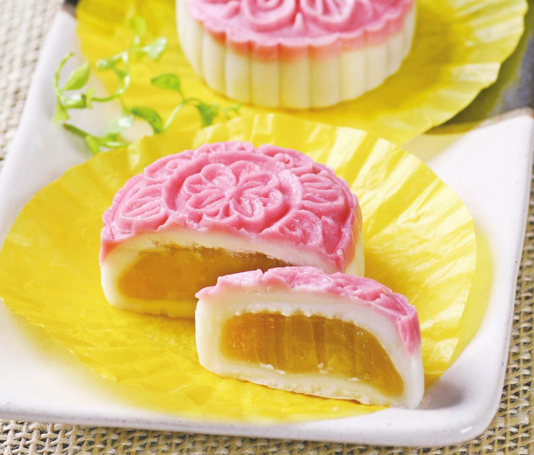 中秋节,给家人做冰皮月饼,不用烤箱,方法简单,好吃又漂亮