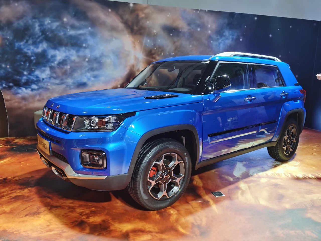 北京车展北京汽车展台北京越野bj30正式亮相