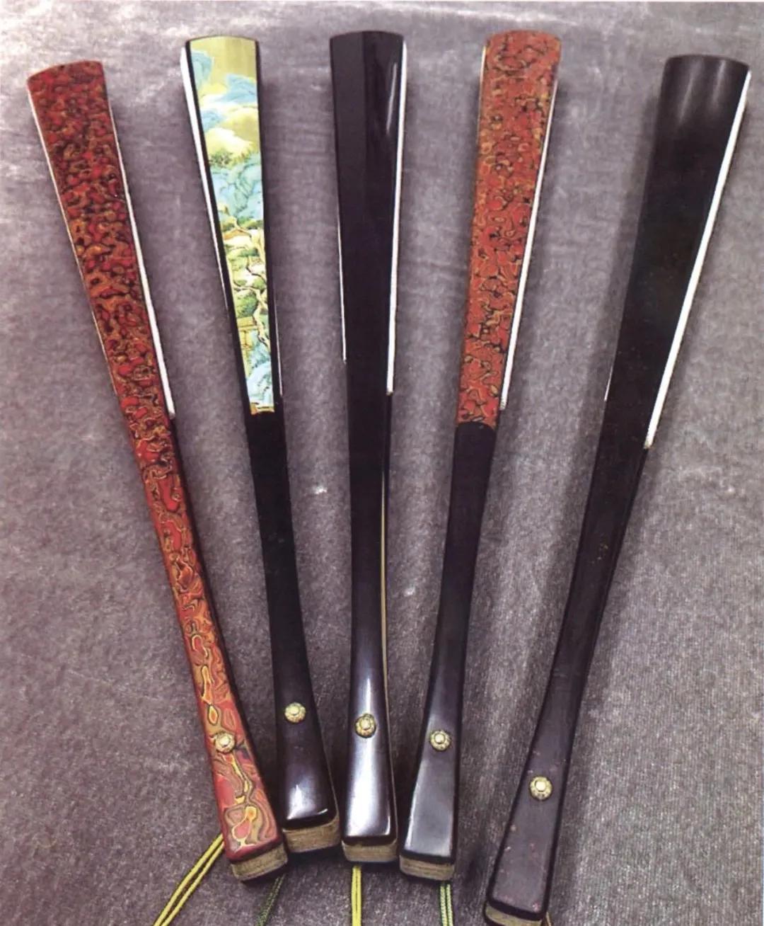 金漆镶嵌折扇清宫内务府造办处韩启龙的第五代传人,北京市一级工艺