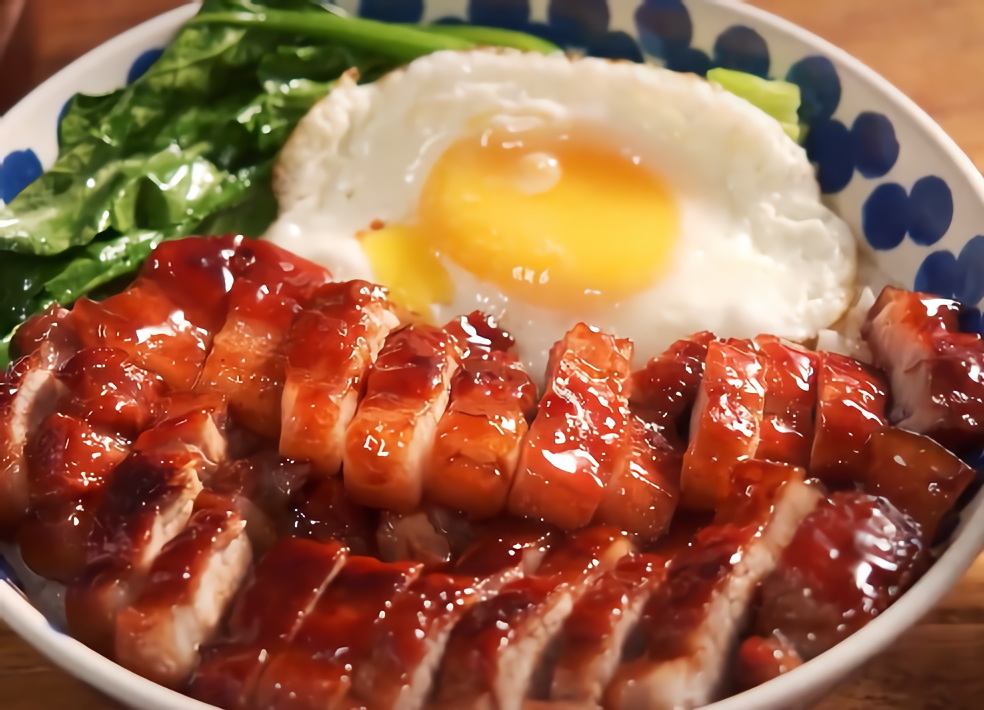没有烤箱也能做"黯然销魂叉烧饭",简单易学,好吃到舔碗