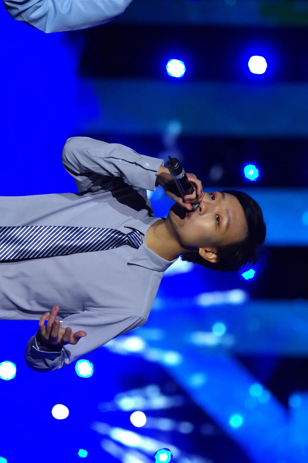 一往无前相约未来,不负韶华图片作者| 王增强 于舒雯 秦博昱 胡琛浩